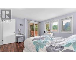 443 GRAND VIEW AVENUE - 11