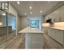 1 - 990 DEVERON CRESCENT - 5