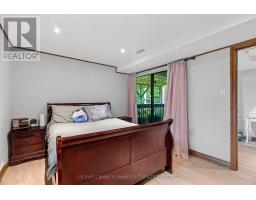 16 LANSDOWNE PARK CRESCENT - 31