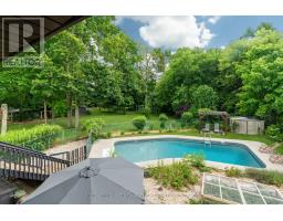 16 LANSDOWNE PARK CRESCENT - 34