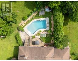 16 LANSDOWNE PARK CRESCENT - 37
