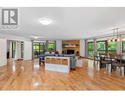 16 LANSDOWNE PARK CRESCENT - 7