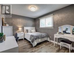 5 POPLAR CRESCENT - 14