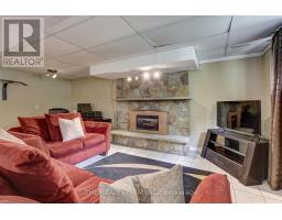 5 POPLAR CRESCENT - 21