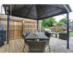 5 POPLAR CRESCENT - 29