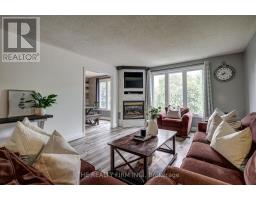 5 POPLAR CRESCENT - 5