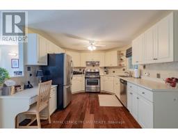 387 AUGUSTA CRESCENT - 17