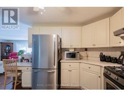 387 AUGUSTA CRESCENT - 18