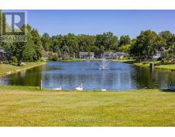 387 AUGUSTA CRESCENT - 34