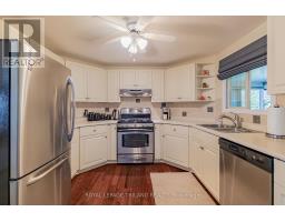 387 AUGUSTA CRESCENT - 4