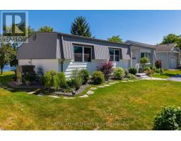 387 AUGUSTA CRESCENT - 43