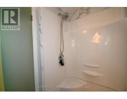 10 MILFORD CRESCENT - 25