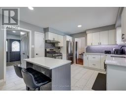 63 SPENCER CRESCENT - 18