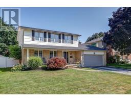 63 SPENCER CRESCENT - 2