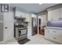 63 SPENCER CRESCENT - 22