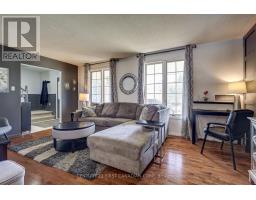 63 SPENCER CRESCENT - 27
