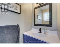 63 SPENCER CRESCENT - 28