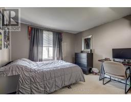 63 SPENCER CRESCENT - 36