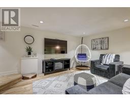 63 SPENCER CRESCENT - 42