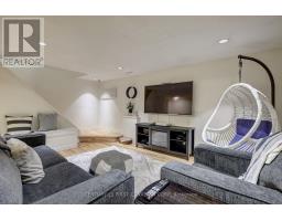 63 SPENCER CRESCENT - 43