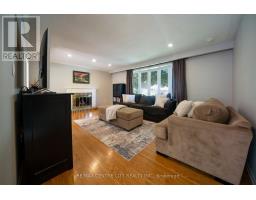 1431 STONEYBROOK CRESCENT - 13