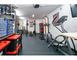 1431 STONEYBROOK CRESCENT - 26