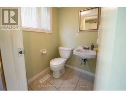 1431 STONEYBROOK CRESCENT - 28