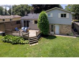 1431 STONEYBROOK CRESCENT - 3