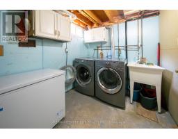 1431 STONEYBROOK CRESCENT - 32
