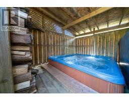 1431 STONEYBROOK CRESCENT - 6