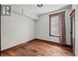 490 CHESTER STREET - 14