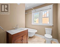490 CHESTER STREET - 18