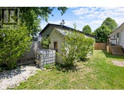 170 OLYMPIC CRESCENT - 39