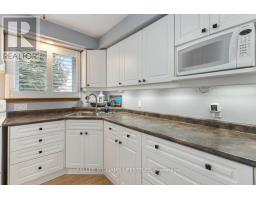 35 SURREY CRESCENT - 5