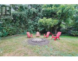 15 KENWOOD CRESCENT - 12