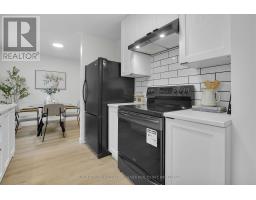 15 KENWOOD CRESCENT - 20