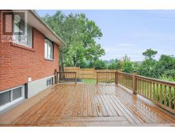 15 KENWOOD CRESCENT - 5