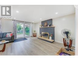 255 BRUNSWICK CRESCENT - 19