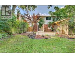 255 BRUNSWICK CRESCENT - 34