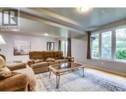 441 SKYLINE AVENUE - 22