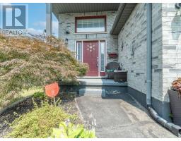 1864 MARCONI BOULEVARD - 5