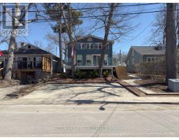 16 HURON AVENUE - 4