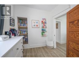 133 BALACLAVA STREET - 25