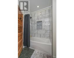 133 BALACLAVA STREET - 27