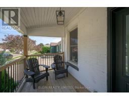 133 BALACLAVA STREET - 4