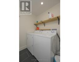 133 BALACLAVA STREET - 40
