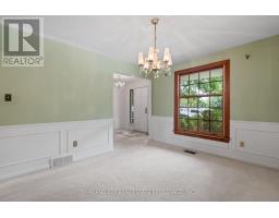 948 FARNHAM ROAD N - 15