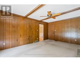 948 FARNHAM ROAD N - 22