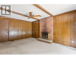 948 FARNHAM ROAD N - 23
