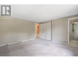 948 FARNHAM ROAD N - 27